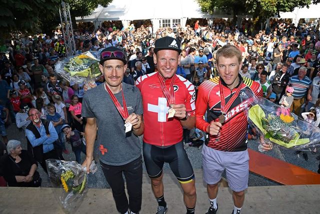 Urs Huber als Schweizermeister MTB